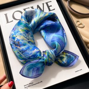 平纹，桑蚕丝，印花 丝巾 50*50cm